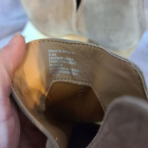 Steve Madden Darci Tan Pointed Toe Bootie Size 9.5 - Picture 7 of 7